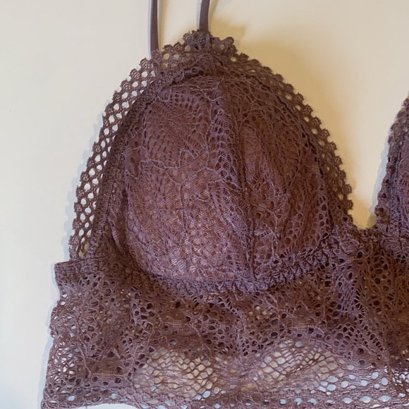 Victoria’s Secret Purple Lace Bralette Wire Free Removable Pads Women’s Small - Picture 2 of 5